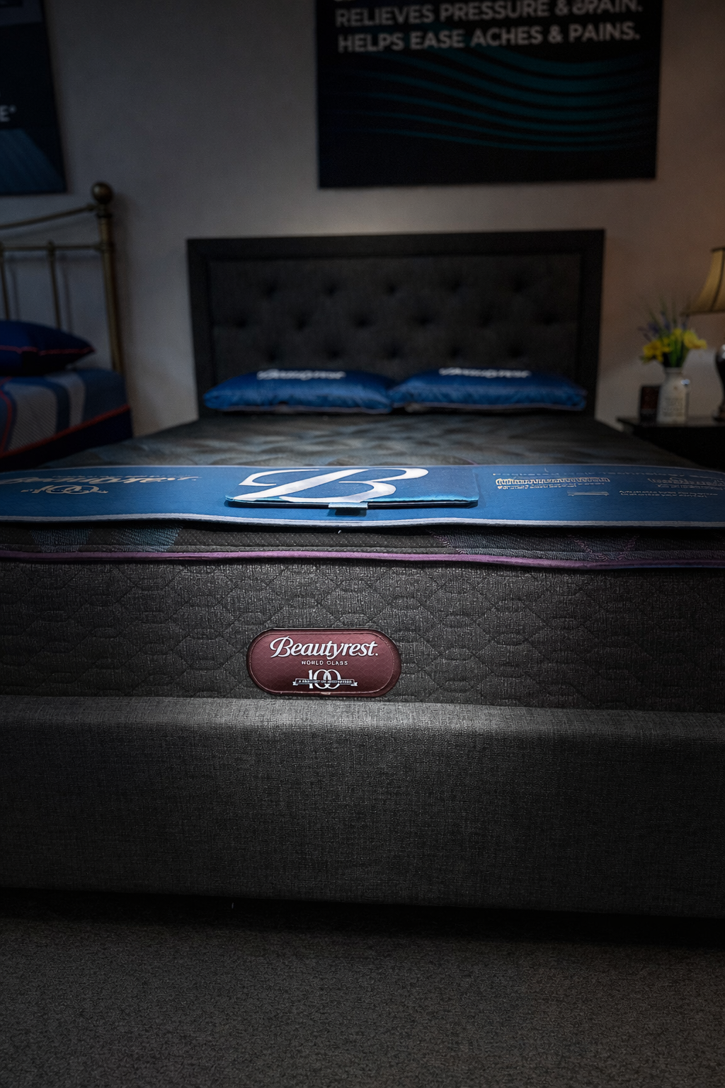 Responsive PNG image